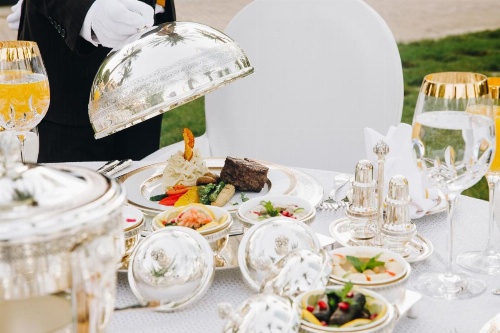 Four Seasons Hotel Riyadh at Kingdom Centre image 19