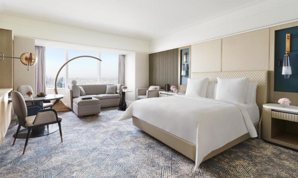 Four Seasons Hotel Riyadh at Kingdom Centre