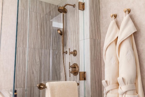 Four Seasons Hotel Riyadh at Kingdom Centre image 45